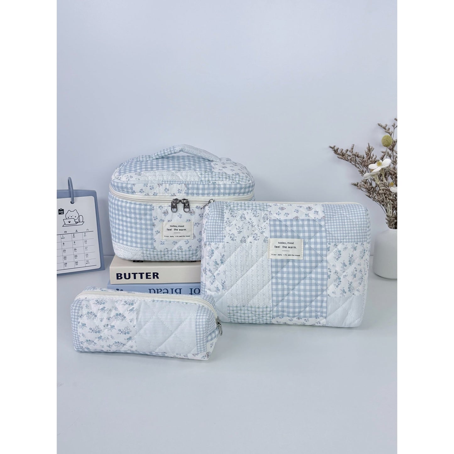 3PCS Large Travel Quilted Makeup Bag for Women, Floral Cotton Cosmetic Bag, Coquette Aesthetic Floral Toiletry Organizer Bag, Light blue patchwork