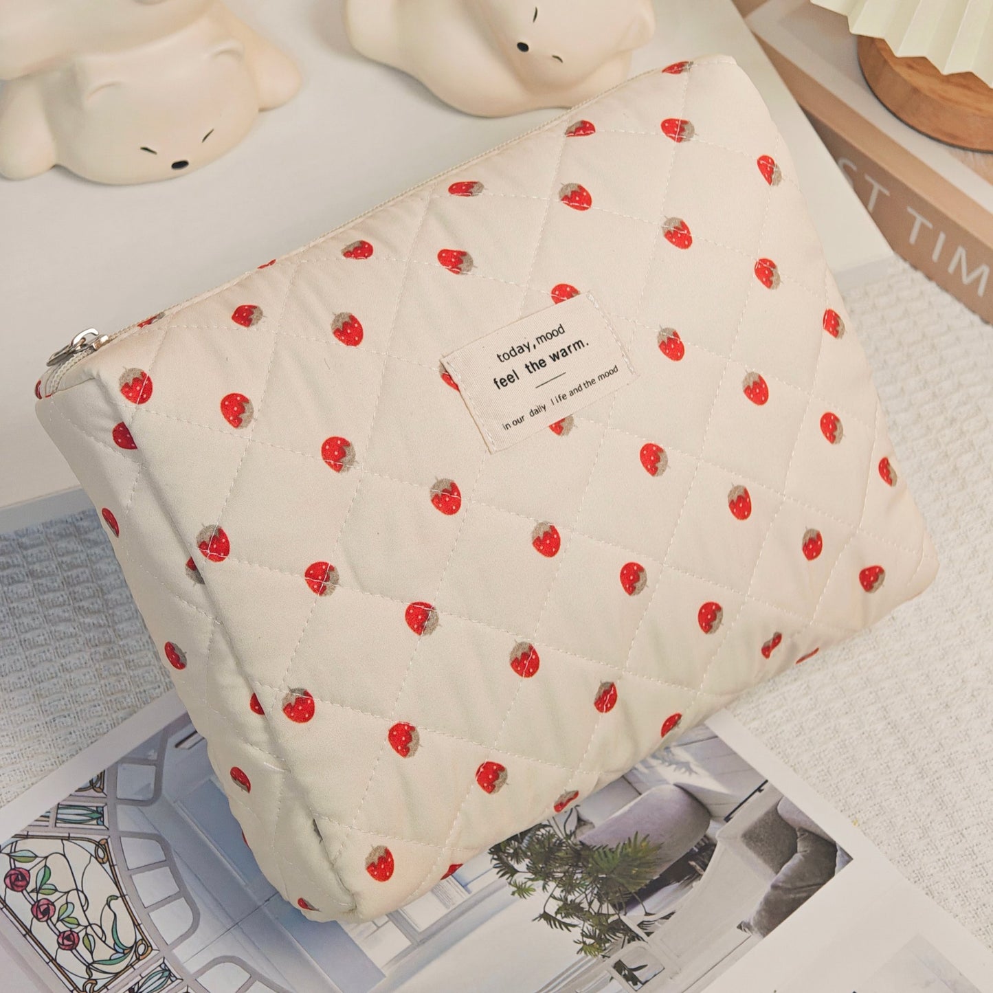 3PCS Large Travel Quilted Makeup Bag for Women, Floral Cotton Cosmetic Bag, Coquette Aesthetic Floral Toiletry Organizer Bag, Big Strawberry
